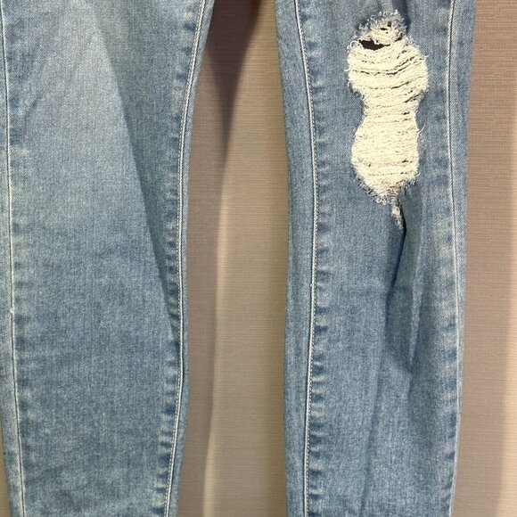 Paige Jeans Womens 26 Verdugo Ankle Light Wash Cotton Stretch Distressed Raw Hem - Picture 3 of 11